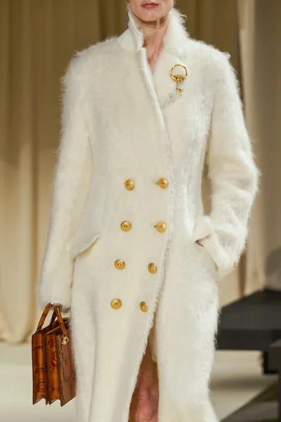 Look 31